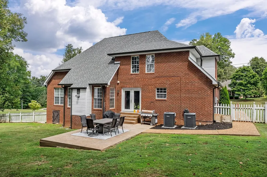 3356 Claybrook Drive Cookeville TN 38506