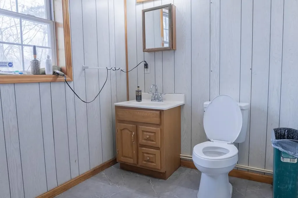 55 N Charles Geralds Road Celina TN 38551