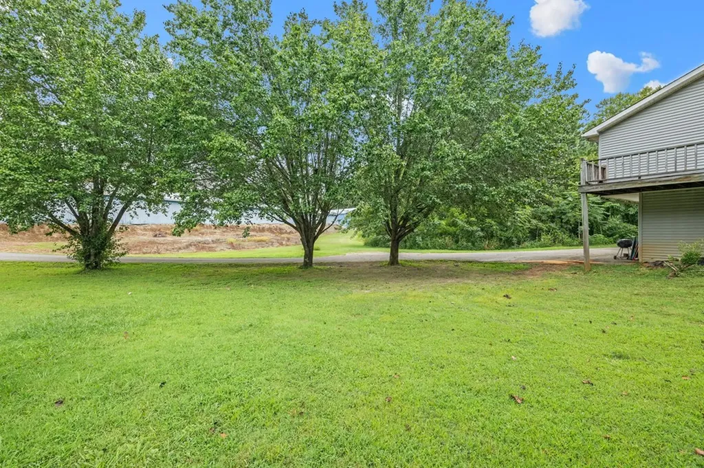 55 N Charles Geralds Road Celina TN 38551