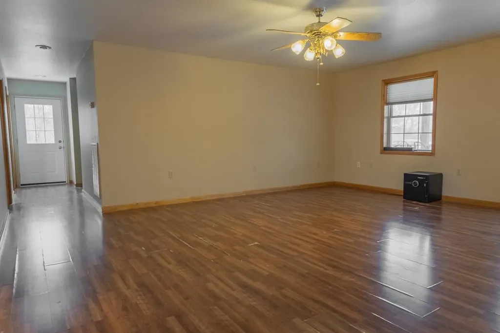 55 N Charles Geralds Road Celina TN 38551