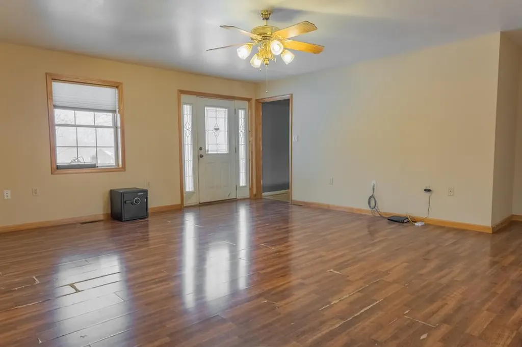 55 N Charles Geralds Road Celina TN 38551