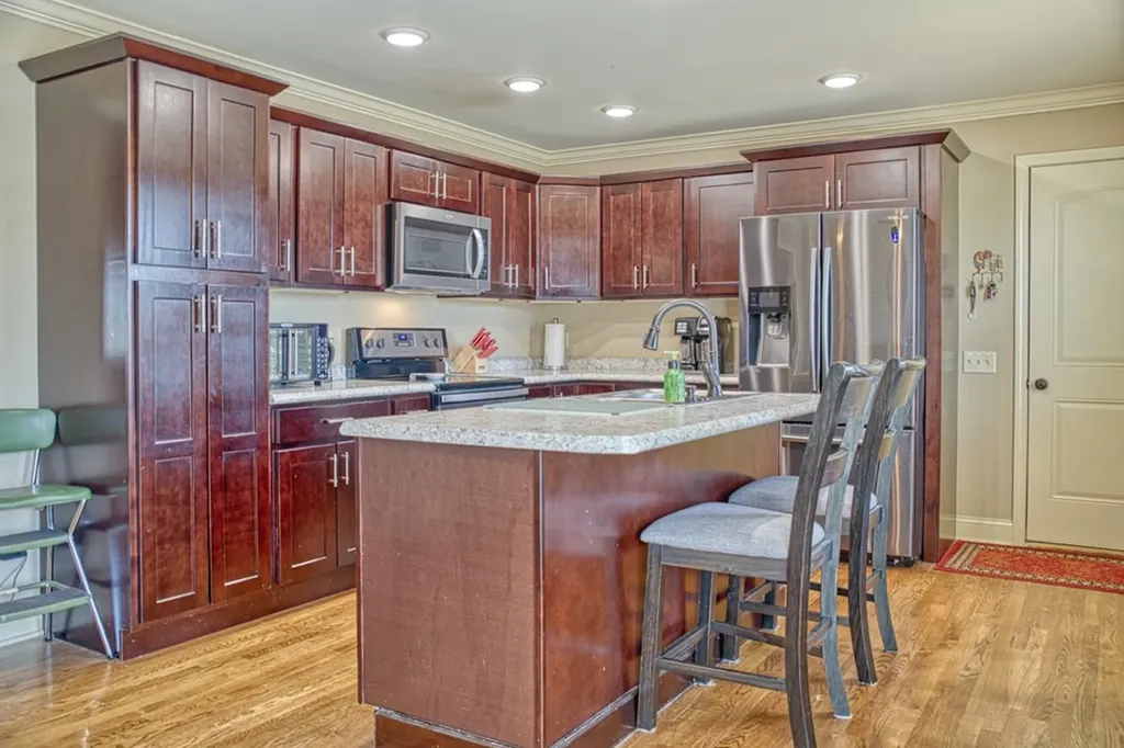 590 N Mcbroom Chapel Road Cookeville TN 38501