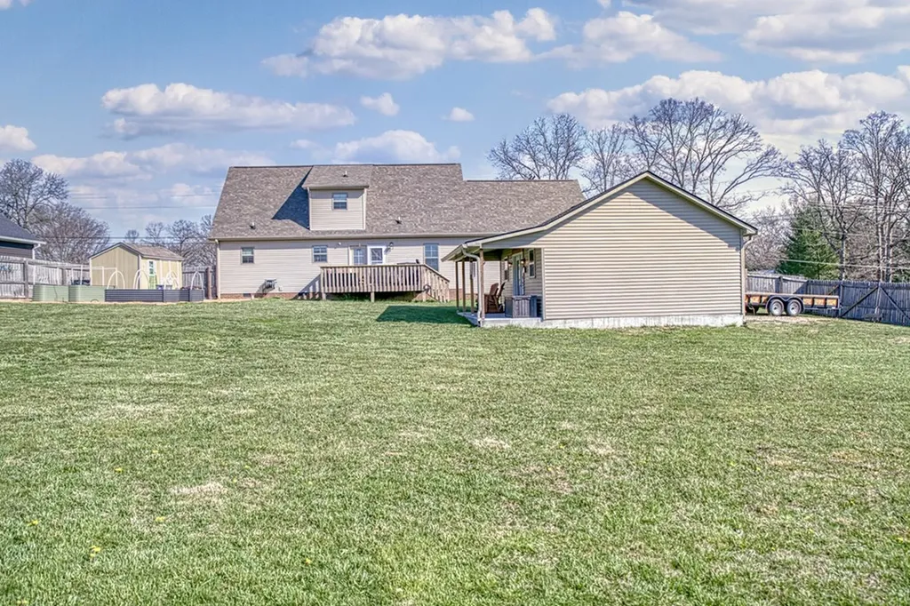 590 N Mcbroom Chapel Road Cookeville TN 38501