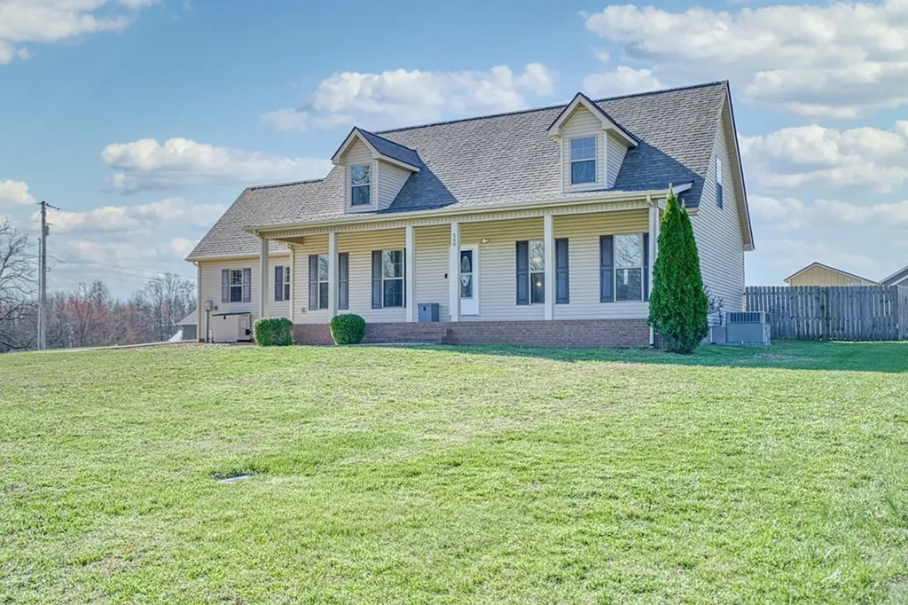 590 N Mcbroom Chapel Road Cookeville TN 38501