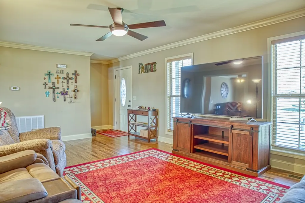 590 N Mcbroom Chapel Road Cookeville TN 38501