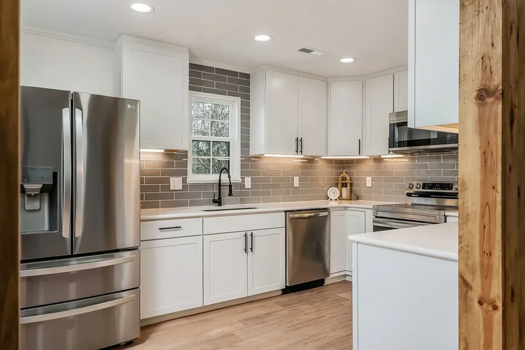 10065 Sparta Highway Crossville TN 38572