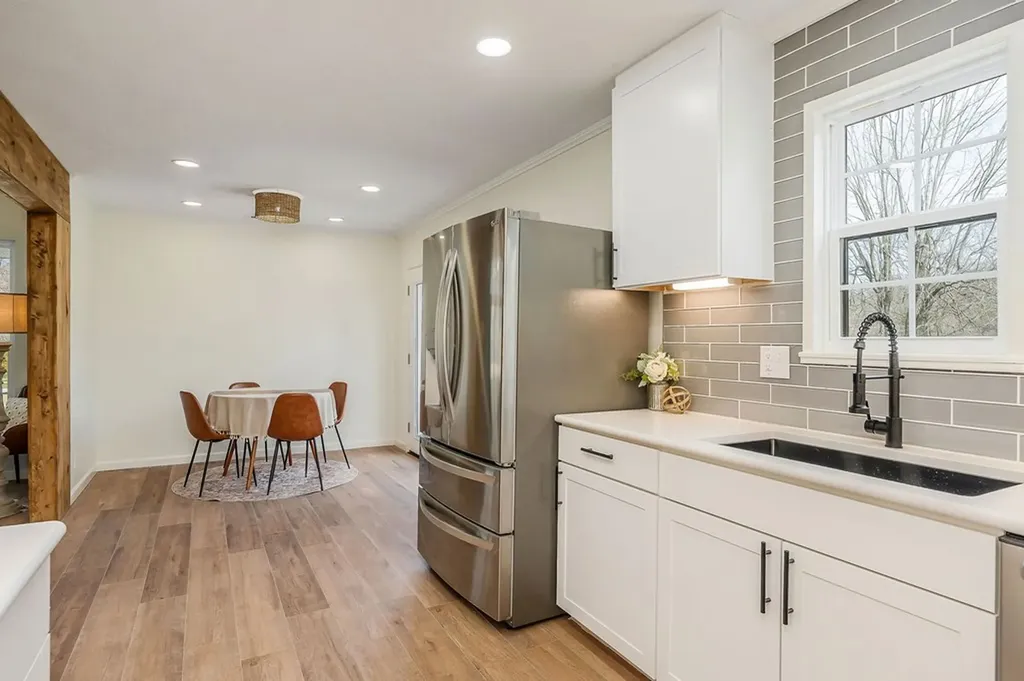 10065 Sparta Highway Crossville TN 38572