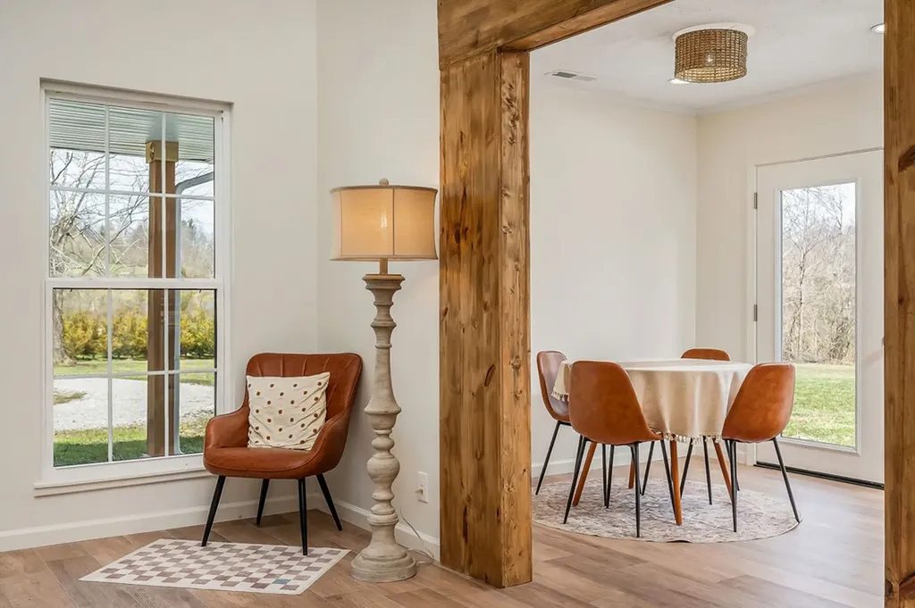 10065 Sparta Highway Crossville TN 38572