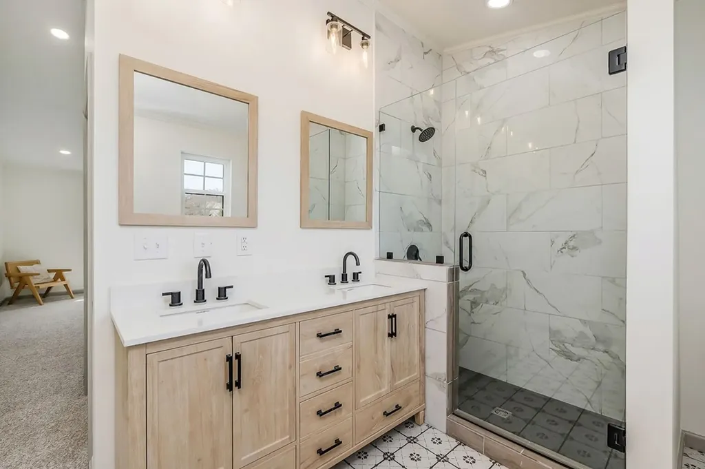 10065 Sparta Highway Crossville TN 38572