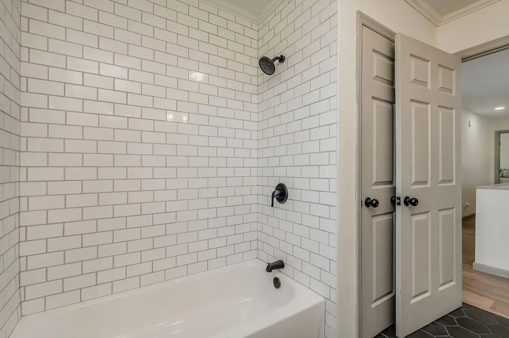 10065 Sparta Highway Crossville TN 38572