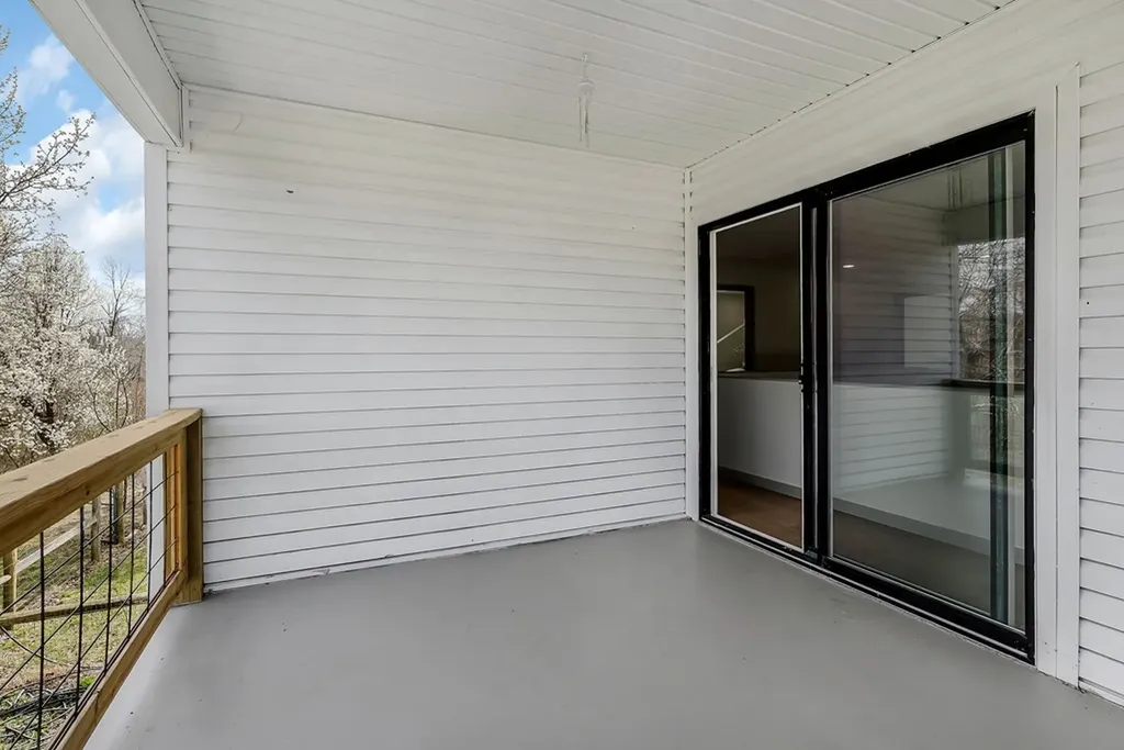 10065 Sparta Highway Crossville TN 38572