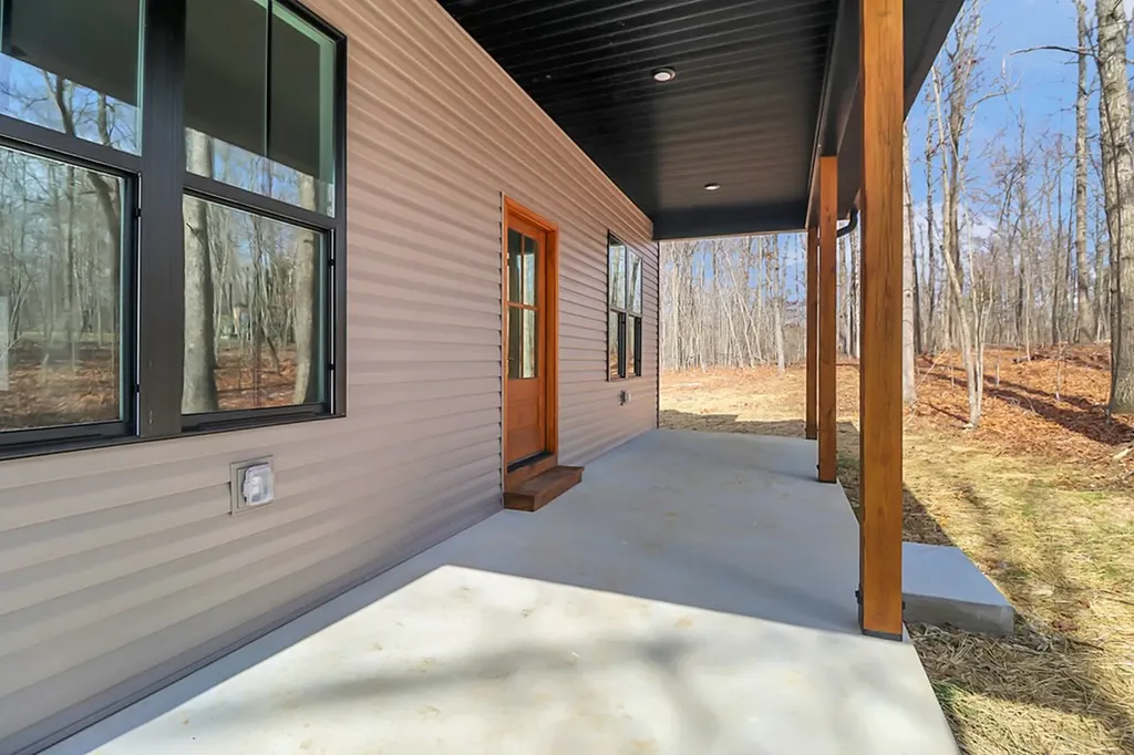 108 Shotgun Annie Road Jamestown TN 38556