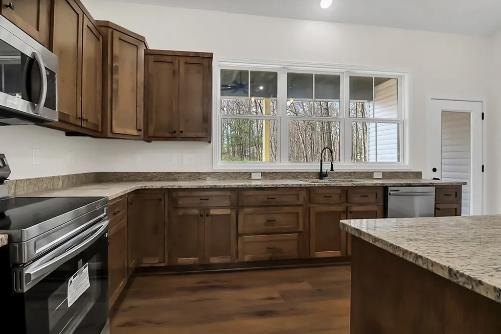 108 Shotgun Annie Road Jamestown TN 38556