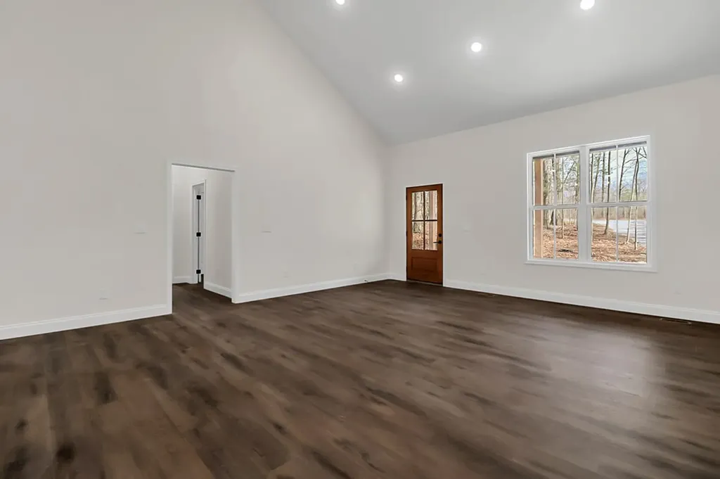 108 Shotgun Annie Road Jamestown TN 38556