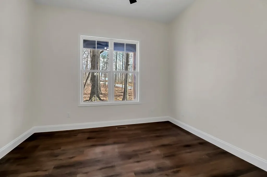 108 Shotgun Annie Road Jamestown TN 38556