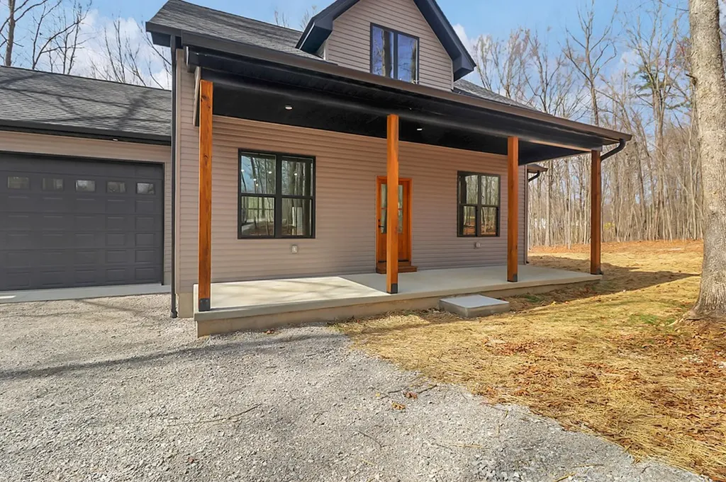 108 Shotgun Annie Road Jamestown TN 38556