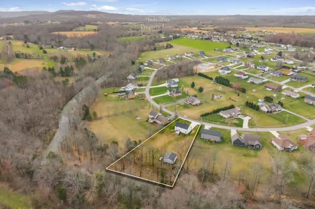 2375 Eagle Landing Drive Cookeville TN 38506