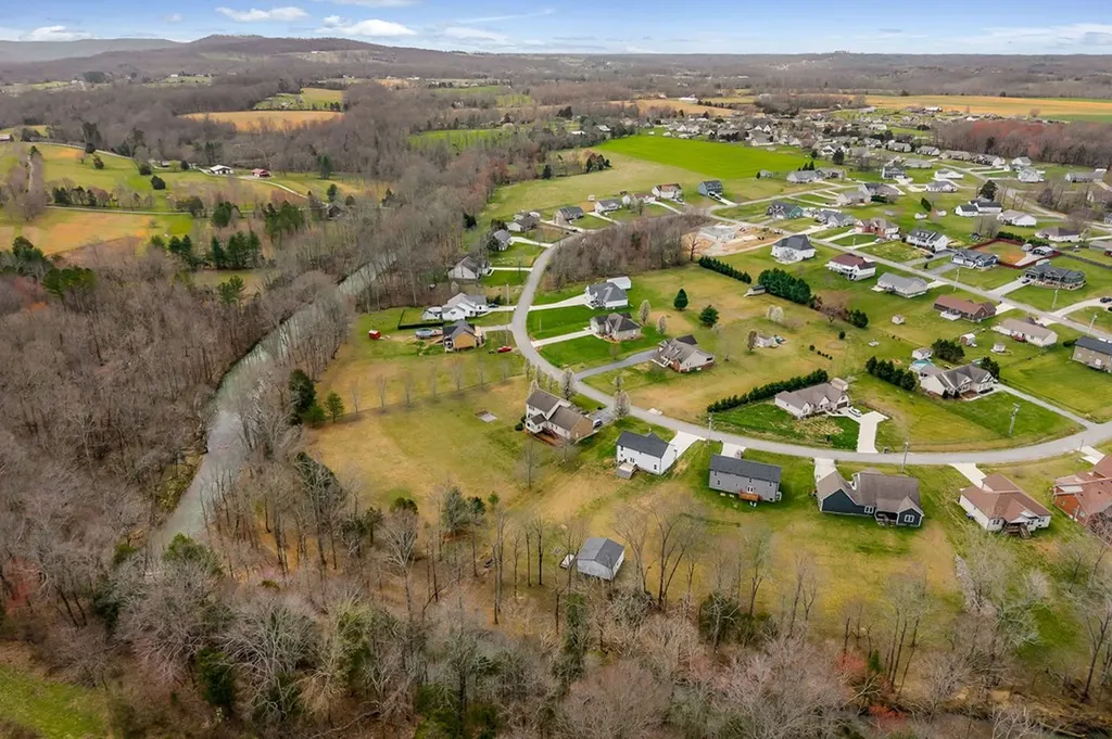 2375 Eagle Landing Drive Cookeville TN 38506