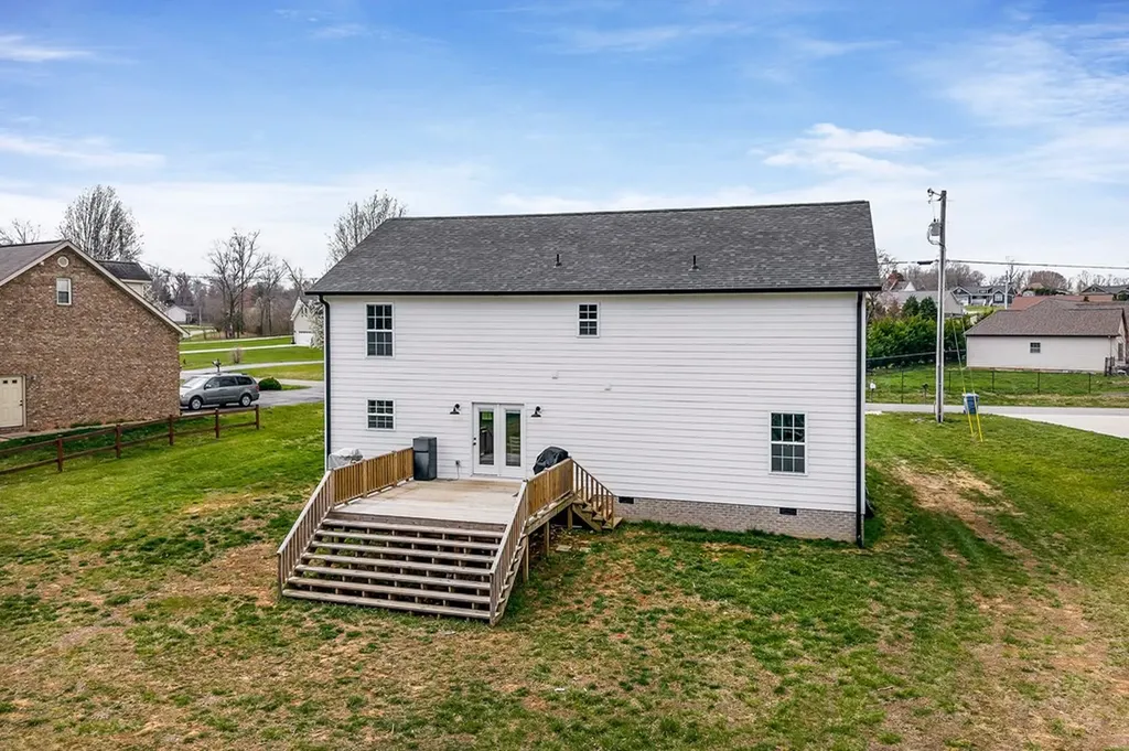 2375 Eagle Landing Drive Cookeville TN 38506