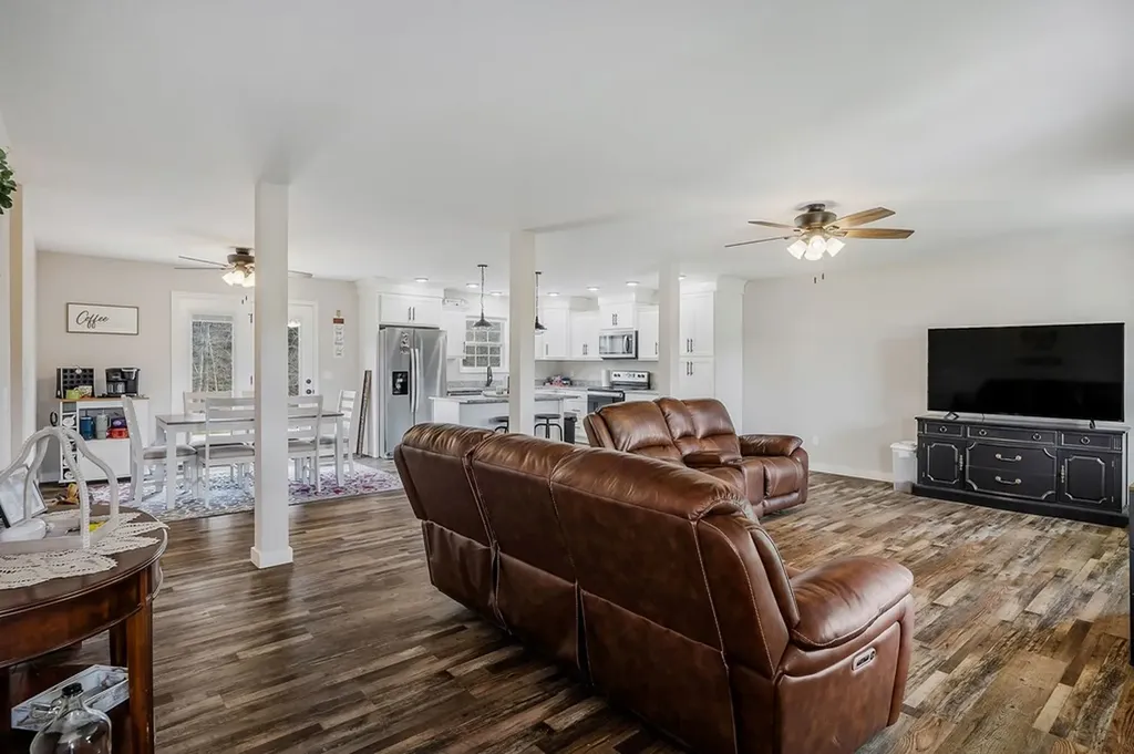 2375 Eagle Landing Drive Cookeville TN 38506