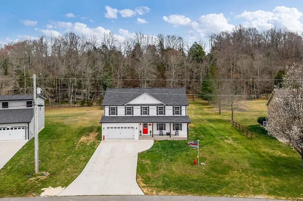 2375 Eagle Landing Drive Cookeville TN 38506