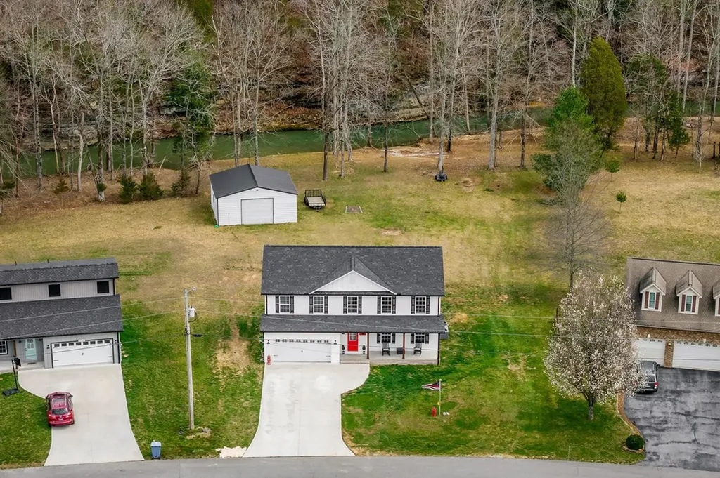 2375 Eagle Landing Drive Cookeville TN 38506