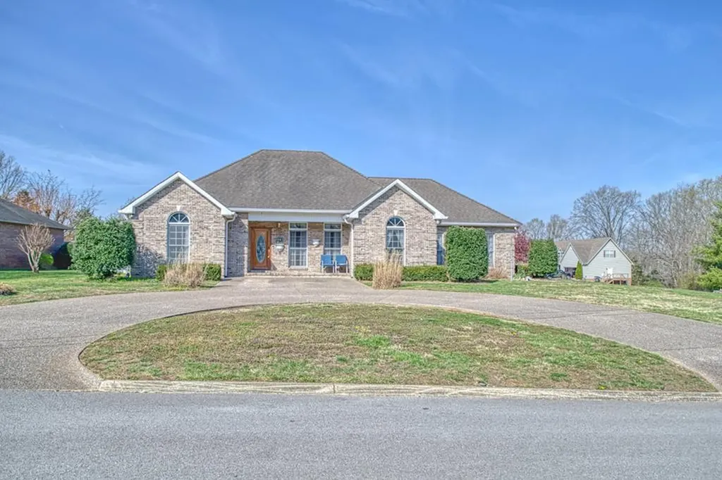 448 Windrowe Drive Cookeville TN 38506