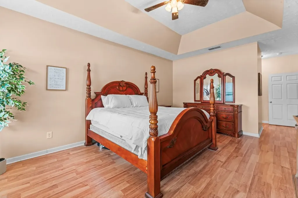 1060 Campbell Avenue Gallatin TN 37066