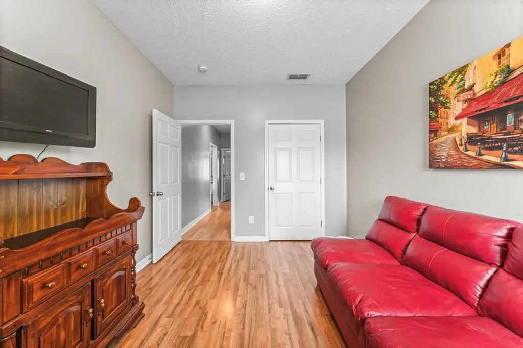 1060 Campbell Avenue Gallatin TN 37066