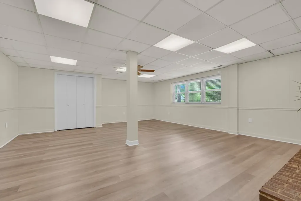 1411 Lakeview Road Livingston TN 38570