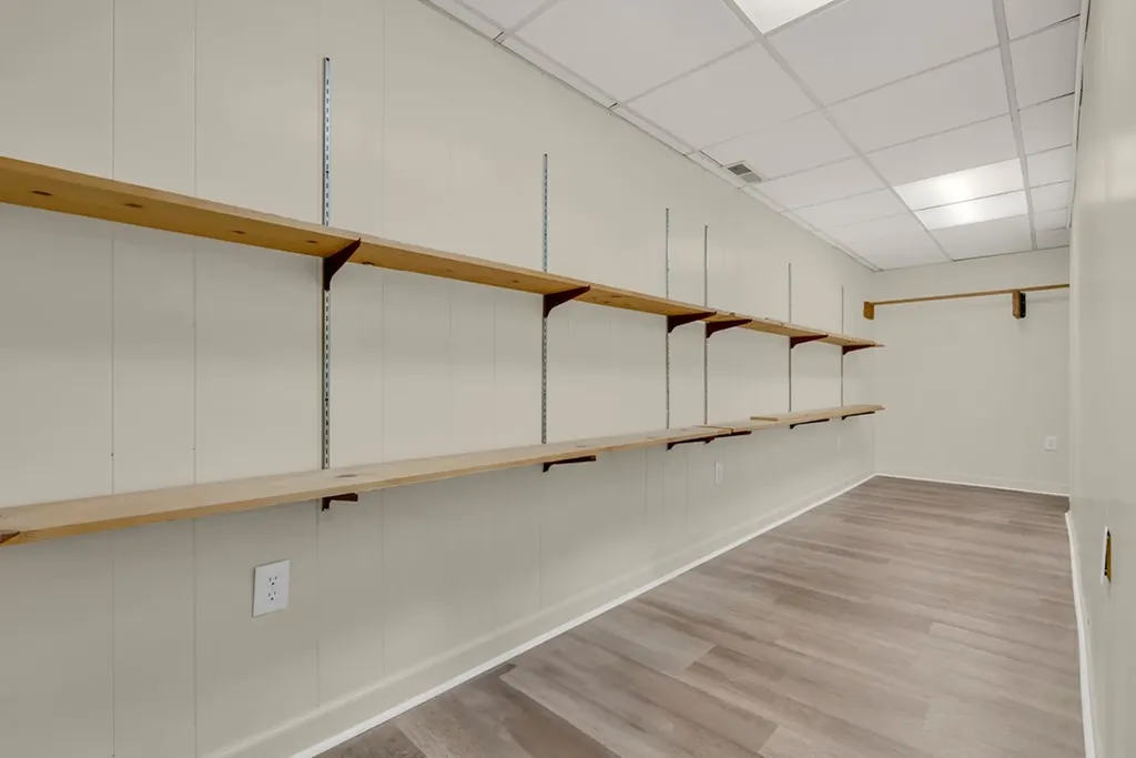 1411 Lakeview Road Livingston TN 38570