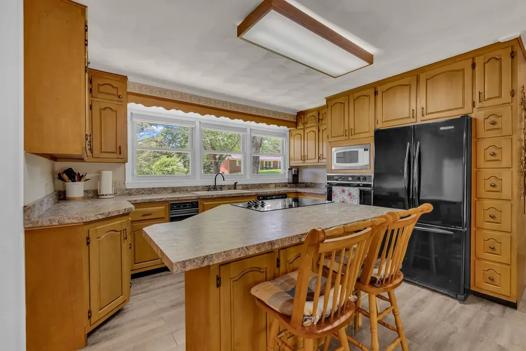 1411 Lakeview Road Livingston TN 38570