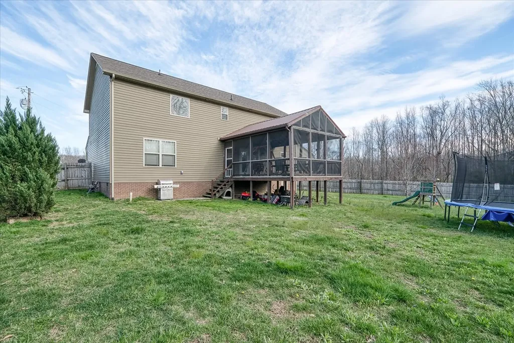 7864 Platinum Circle Baxter TN 38544