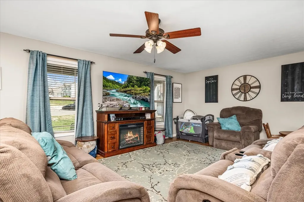 7864 Platinum Circle Baxter TN 38544