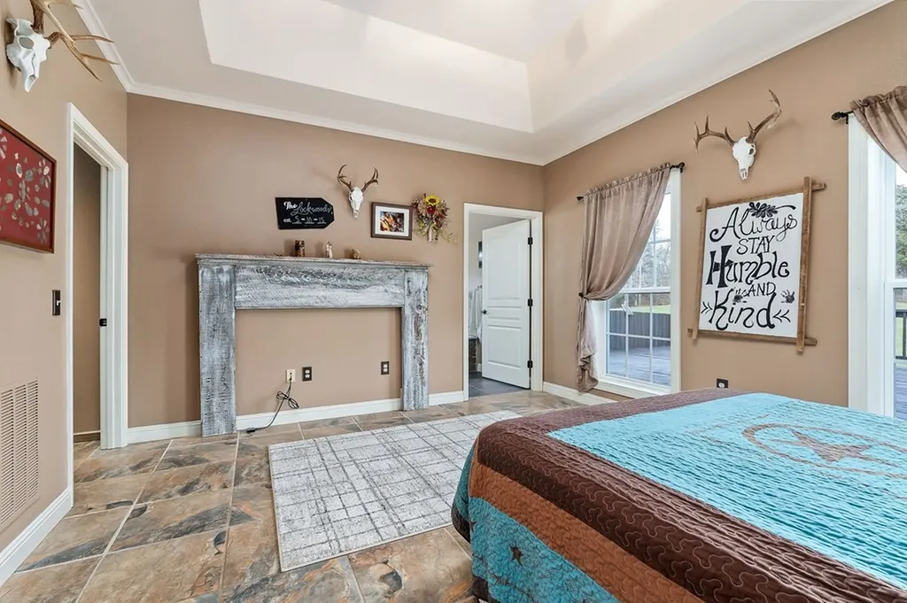 252 Ashley Lane Sparta TN 38583