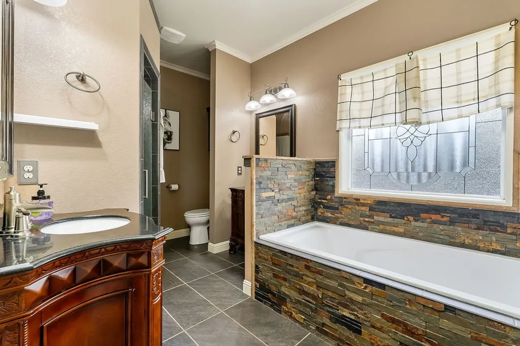 252 Ashley Lane Sparta TN 38583