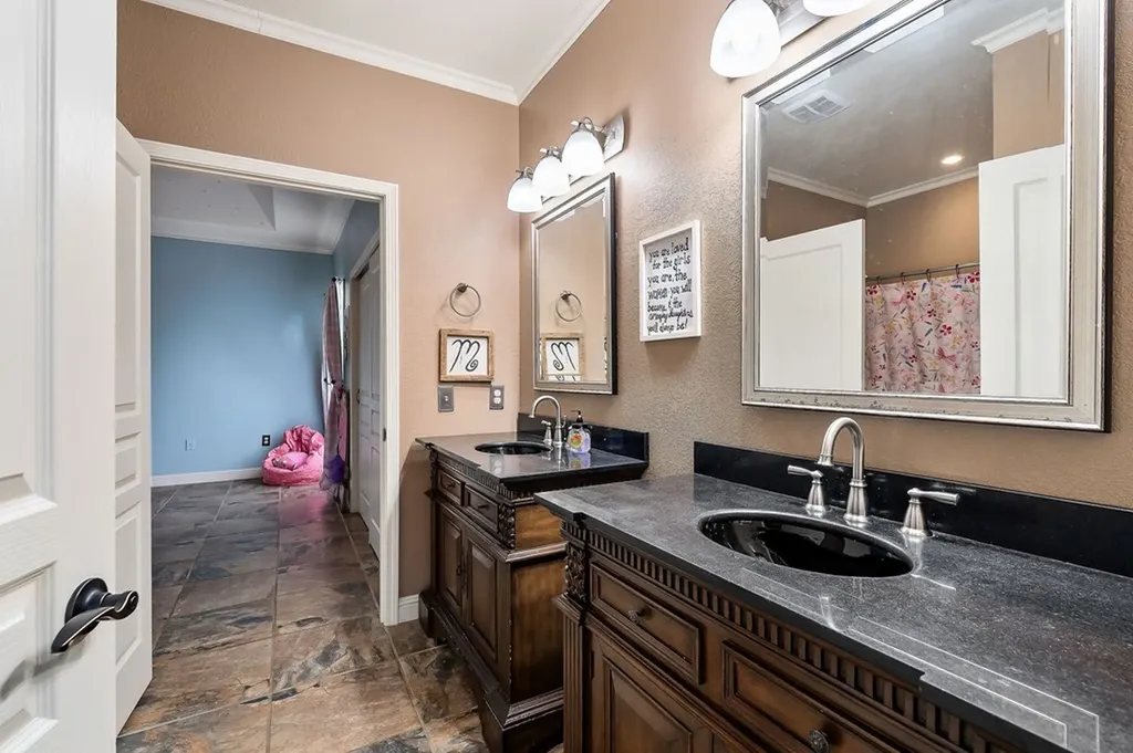 252 Ashley Lane Sparta TN 38583