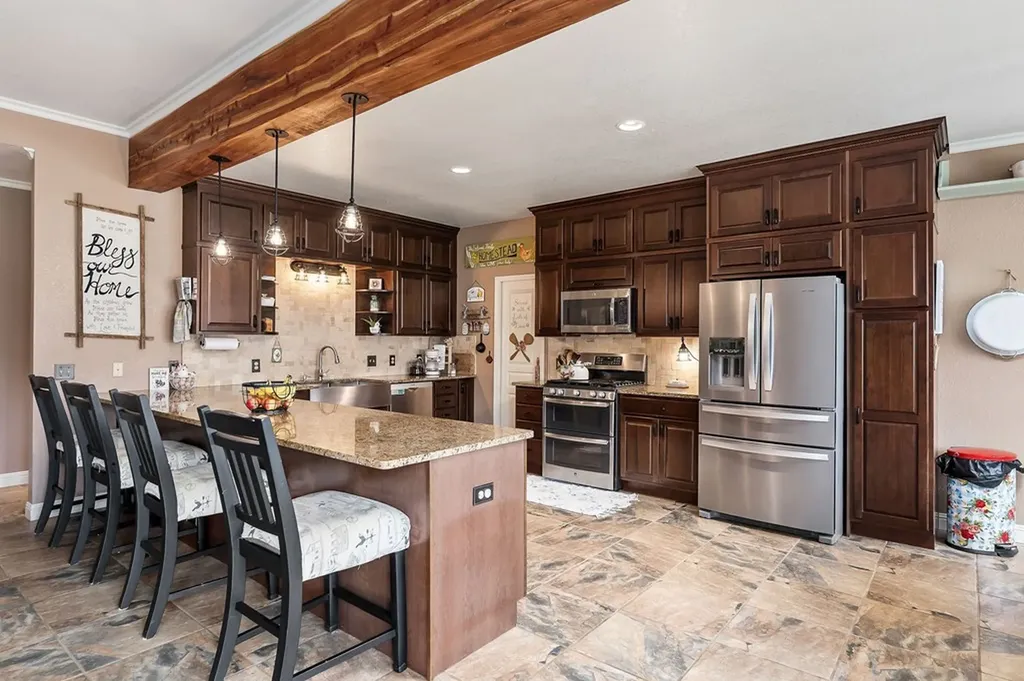 252 Ashley Lane Sparta TN 38583