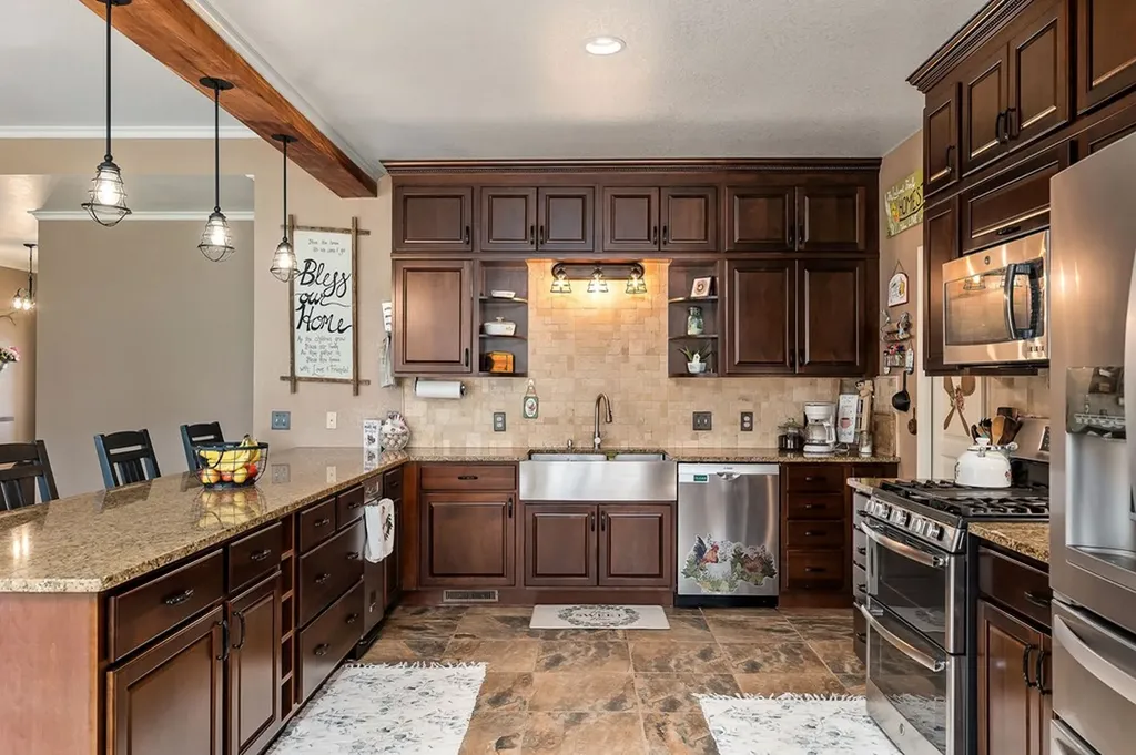 252 Ashley Lane Sparta TN 38583