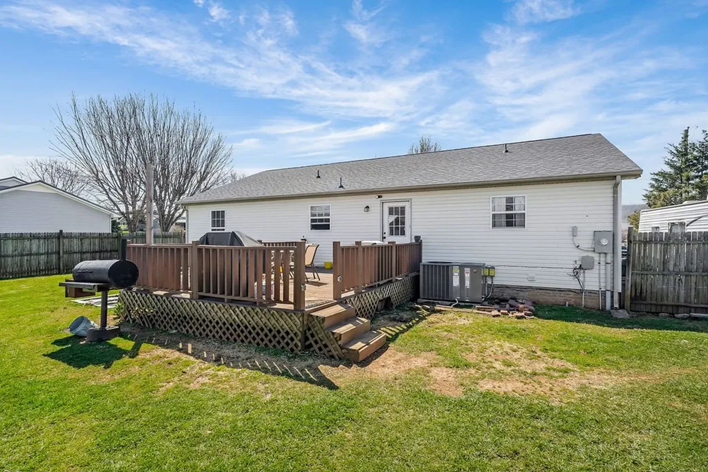 743 Green Valley Circle Livingston TN 38570