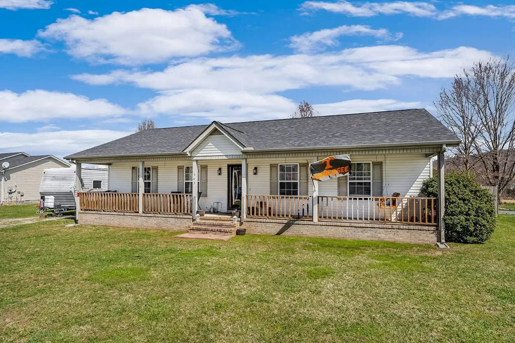 743 Green Valley Circle Livingston TN 38570