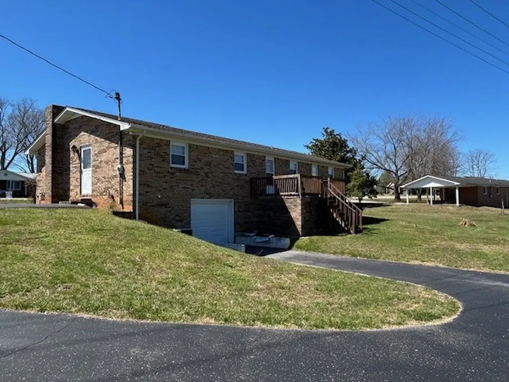 141 Rickman Monterey Highway Cookeville TN 38506