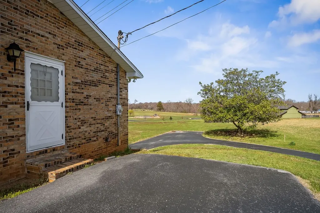 141 Rickman Monterey Highway Cookeville TN 38506