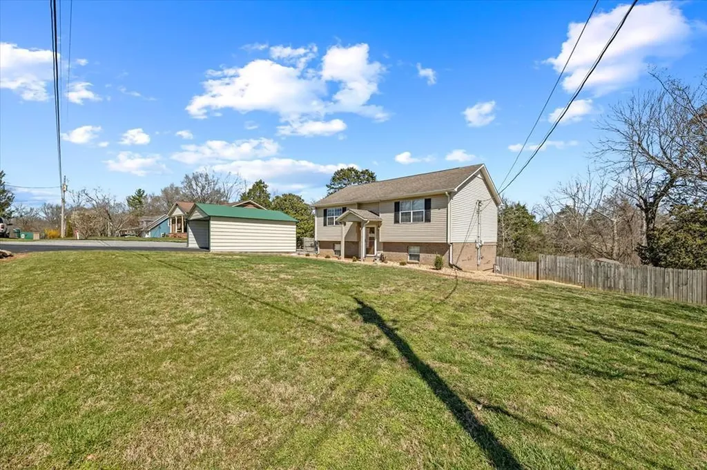 2429 Candyland Circle Cookeville TN 38506-5016