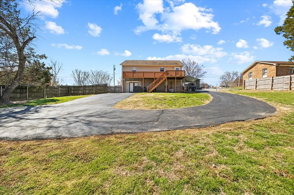 2429 Candyland Circle Cookeville TN 38506-5016