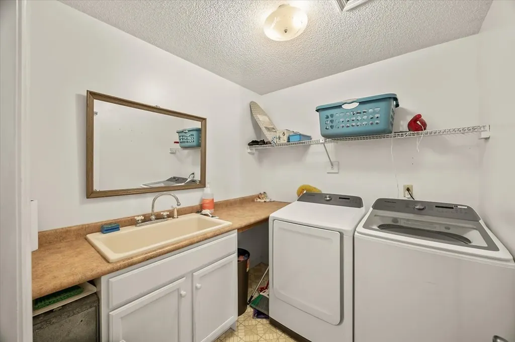 127 Meadowview Drive Crossville TN 38558