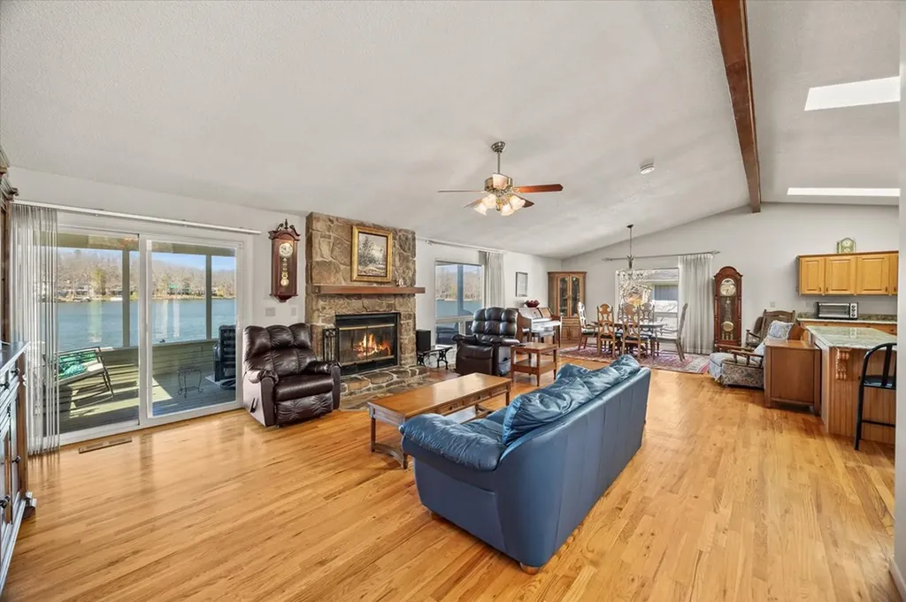 127 Meadowview Drive Crossville TN 38558