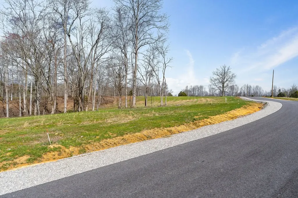 5860 Canoe Way Baxter TN 38544