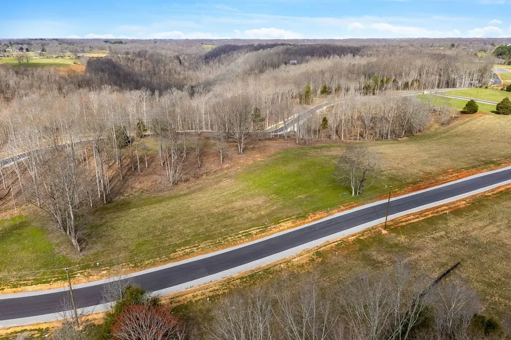 5860 Canoe Way Baxter TN 38544