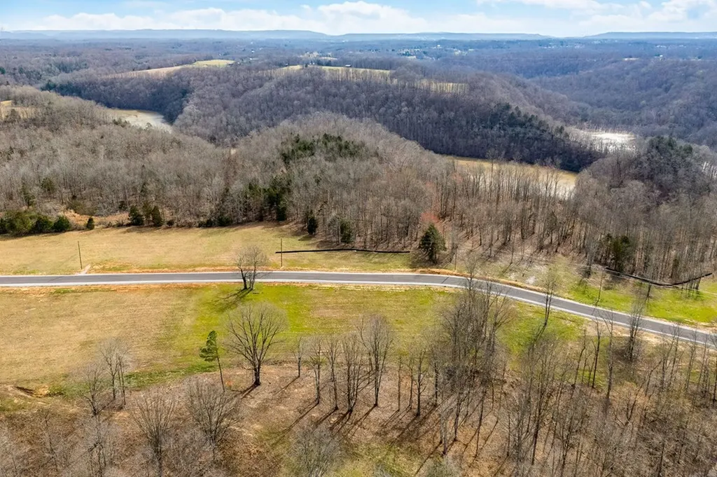 5860 Canoe Way Baxter TN 38544